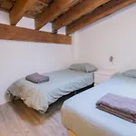 Cozy Duplex Apartment 1 Step To City Center Selfcheckin!