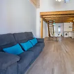 Cozy Duplex Apartment 1 Step To City Center Selfcheckin!