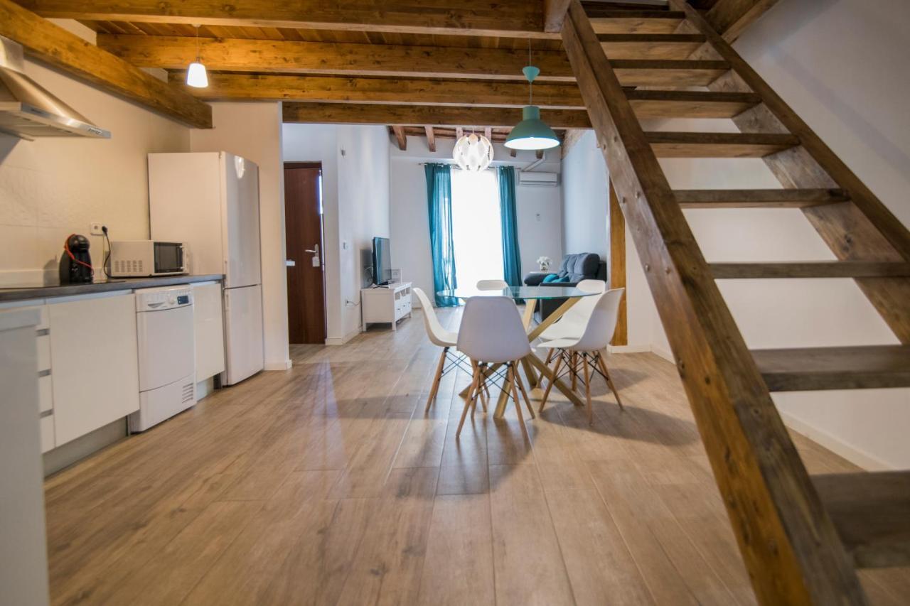 Cozy Duplex 1 Step To City Center Selfcheckin! Apartment